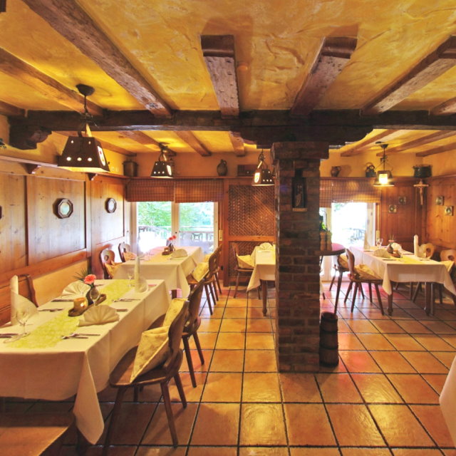 Blick in die Bauernstube Grombacher Stuben